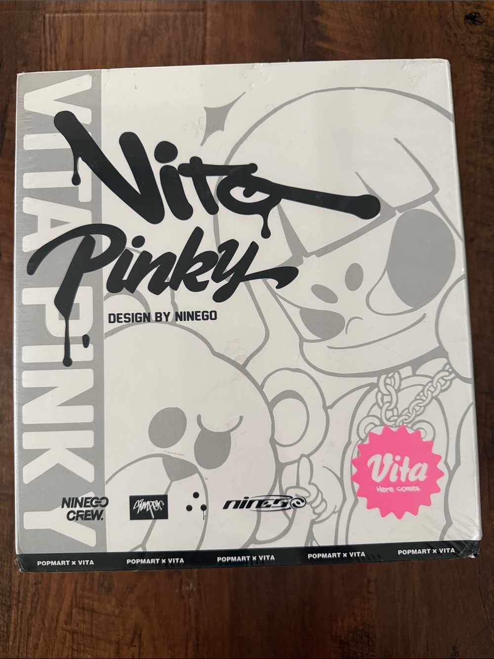 Vita Pinky figure